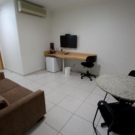 Oitis Hotel Goiania Phòng bức ảnh