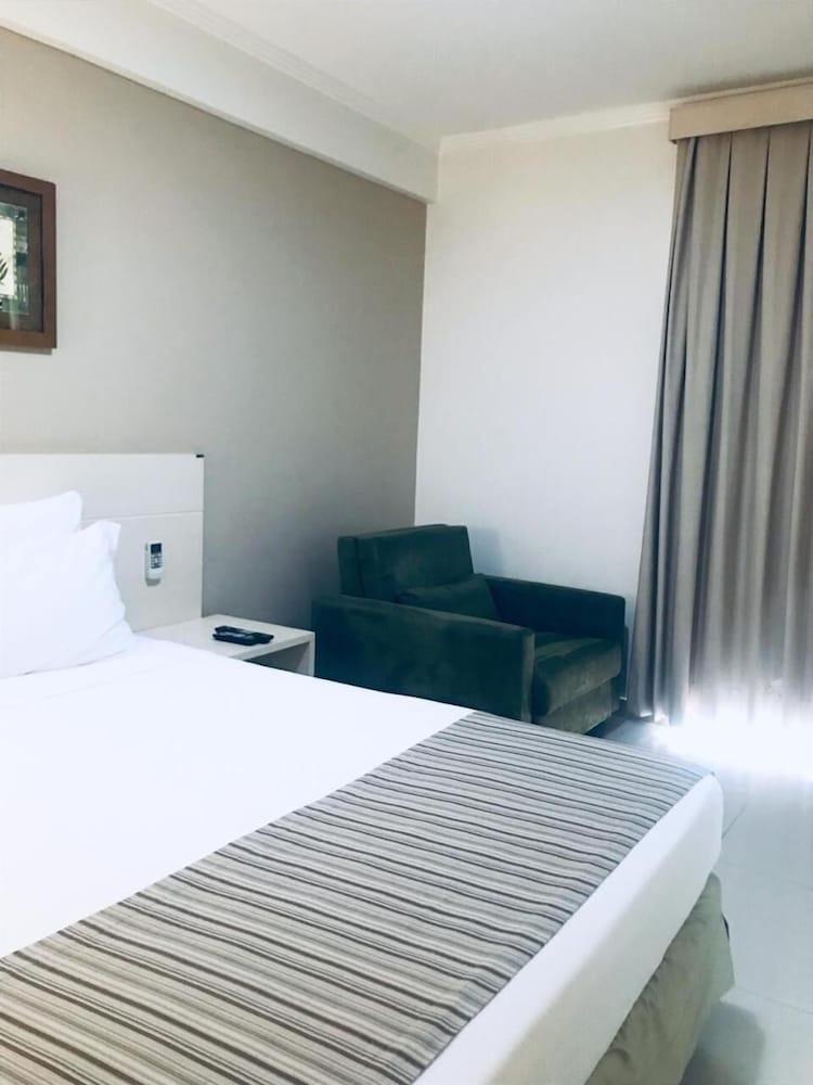 Oitis Hotel Goiania Ngoại thất bức ảnh