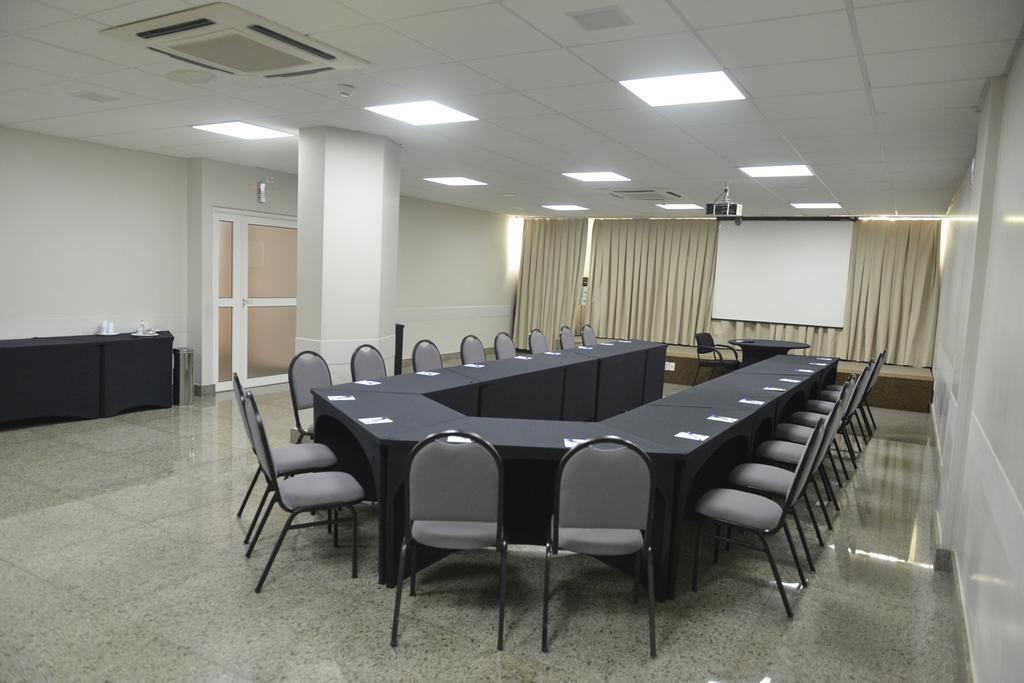 Oitis Hotel Goiania Ngoại thất bức ảnh